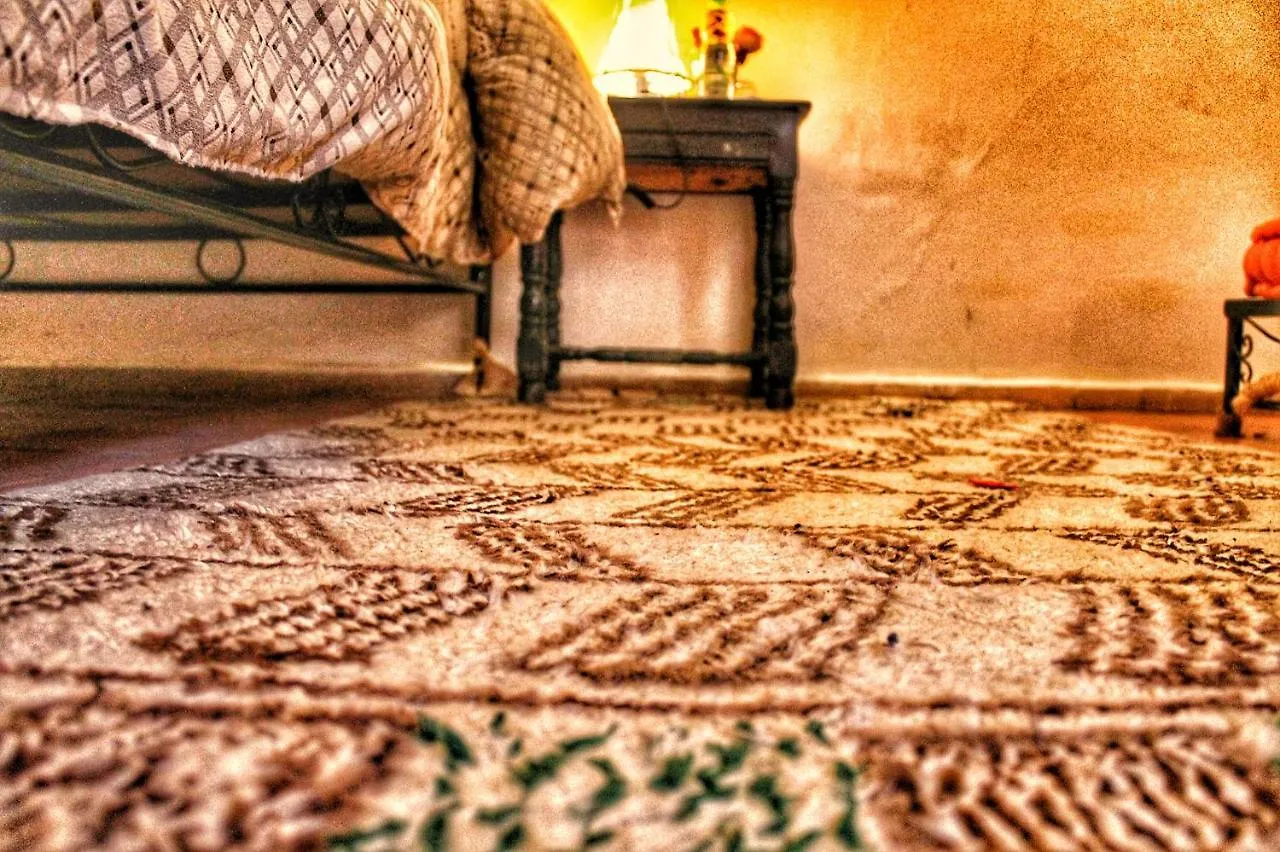 Bed & Breakfast Riad Dar Nakhla & Rooftop Jacuzzi Marrakesh