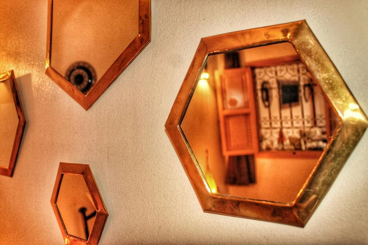 Riad Dar Nakhla & Rooftop Jacuzzi Marrakesh Bed & Breakfast