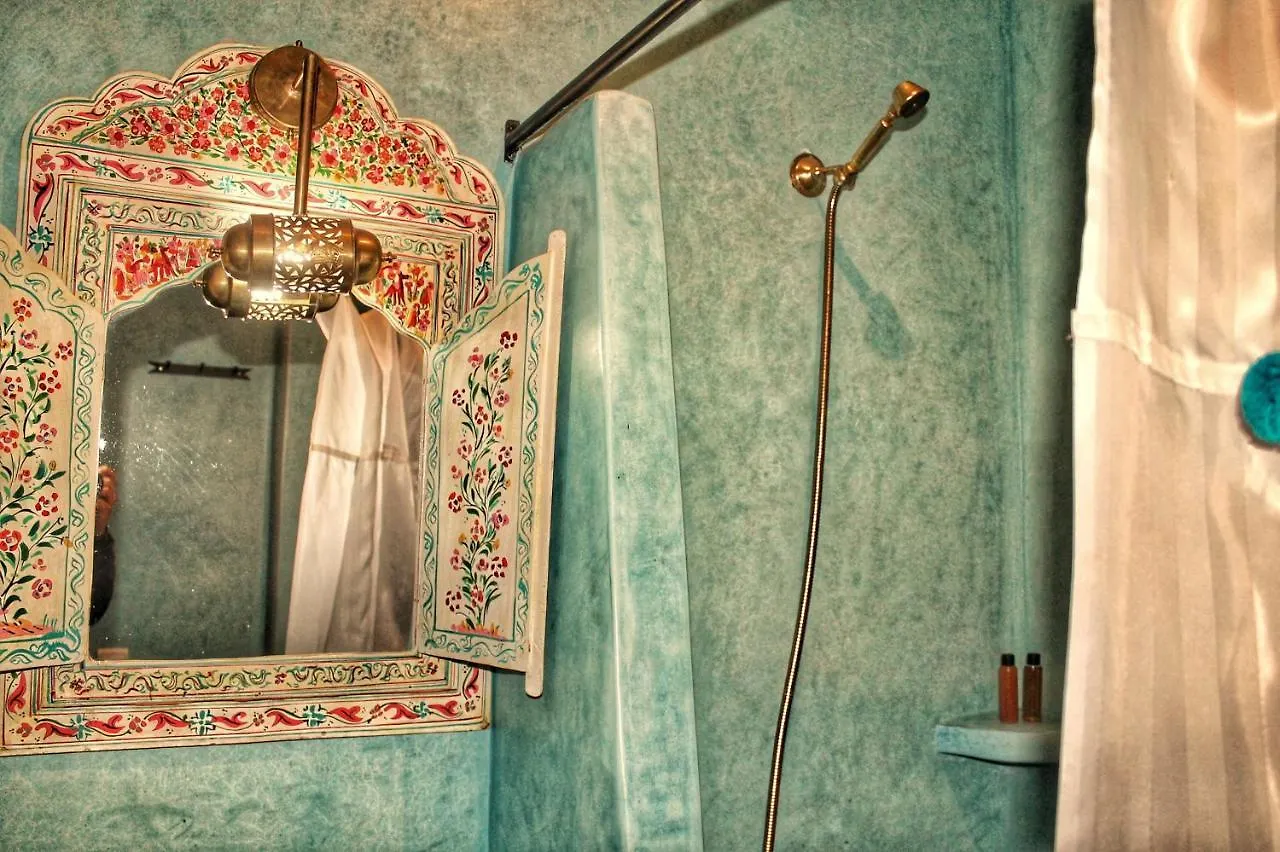 Bed & Breakfast Riad Dar Nakhla & Rooftop Jacuzzi Marrakesh