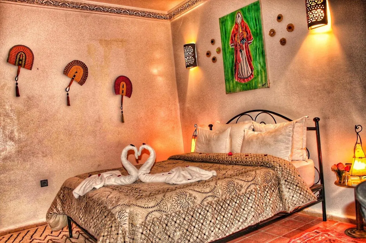 Bed & Breakfast Riad Dar Nakhla & Rooftop Jacuzzi Marrakesh Marocko